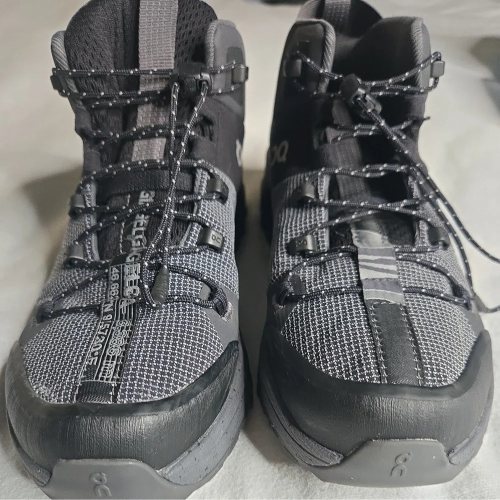 On Cloud Trax WP Trainers Waterproof Trainers Hiking Outdoor Black Shoes W7.5